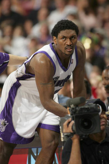 WNBA赛季赛程公布，各队积极备战（WNBA新赛季赛程出炉，各队加紧备战）