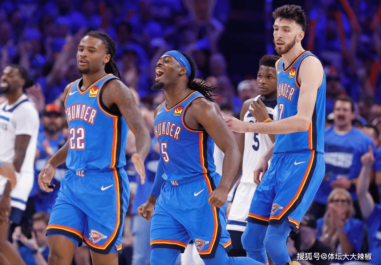 半场战报：乌迪内斯0-1热那亚，马利诺夫斯基点射（半场：热那亚1-0领先乌迪内斯，马利诺夫斯基点球命中）