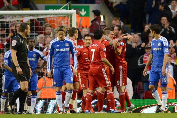 迪斯蒂法诺赢得超级金球奖36周年，皇马在官方社媒发文庆祝（皇马官方社媒纪念迪斯蒂法诺加冕超级金球36周年）