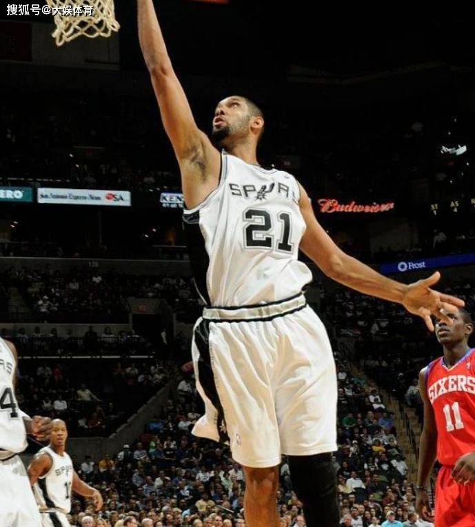 2026世界杯揭幕战和决赛均为北京时间凌晨开球（2026世界杯揭幕战与决赛均将于北京时间凌晨打响）